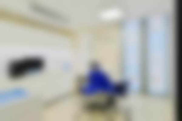 上海张玉春口腔诊所医院医生团队