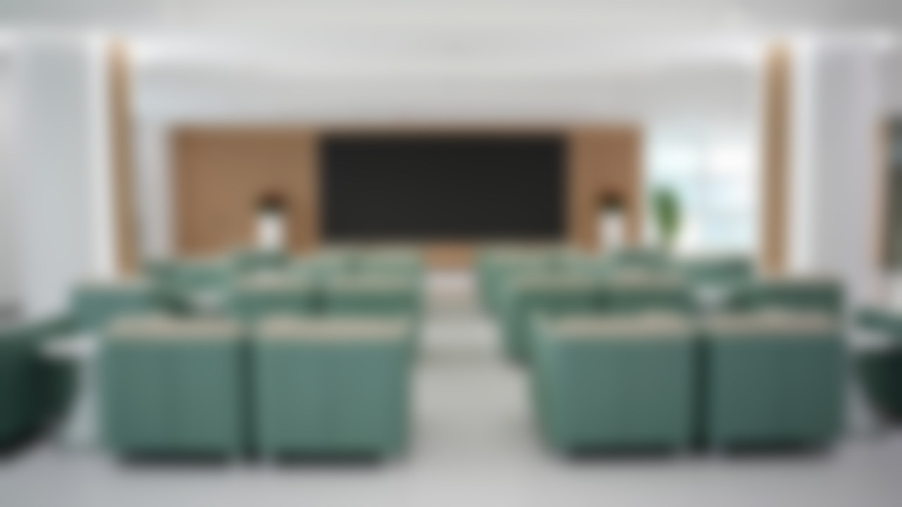 舒适种牙体验：专精服务全程相伴